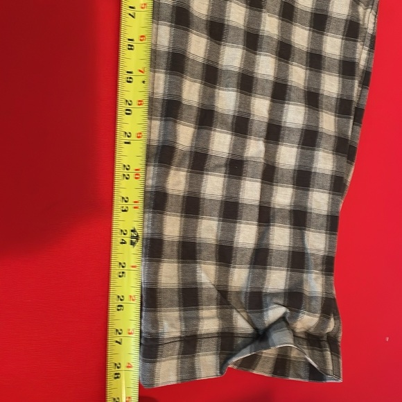 ⚡️SALE! MENS’ HUGO BOSS ALL COTTON PLAID PANTS (34R) - Picture 11 of 13